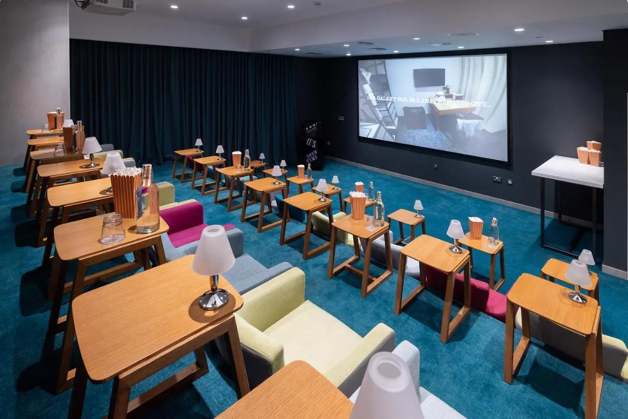 Studio One Hotel Dubai