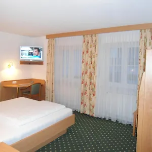 https://landhotel-hutzenthaler.com-bavaria.com