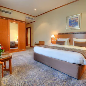 Hotel Golden Tulip Al- Barsha, Dubaj